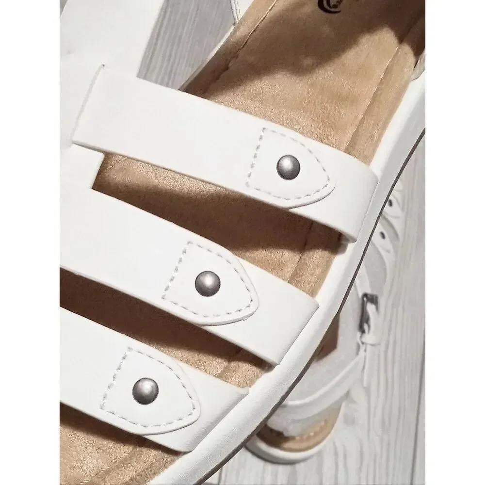 (S-4757) Easy Street Chirp Gladiator Sandals Sz 9